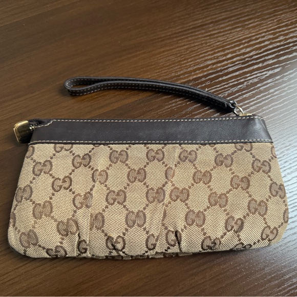 Gucci wristlet - Picture 2 of 3